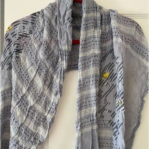 Vera Bradley Soft Fringe Scarf in Paisley Stripes